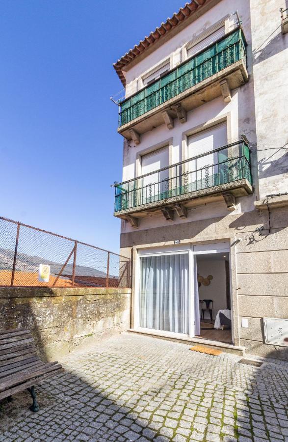 Porta 25 Guesthouse Covilha Ngoại thất bức ảnh